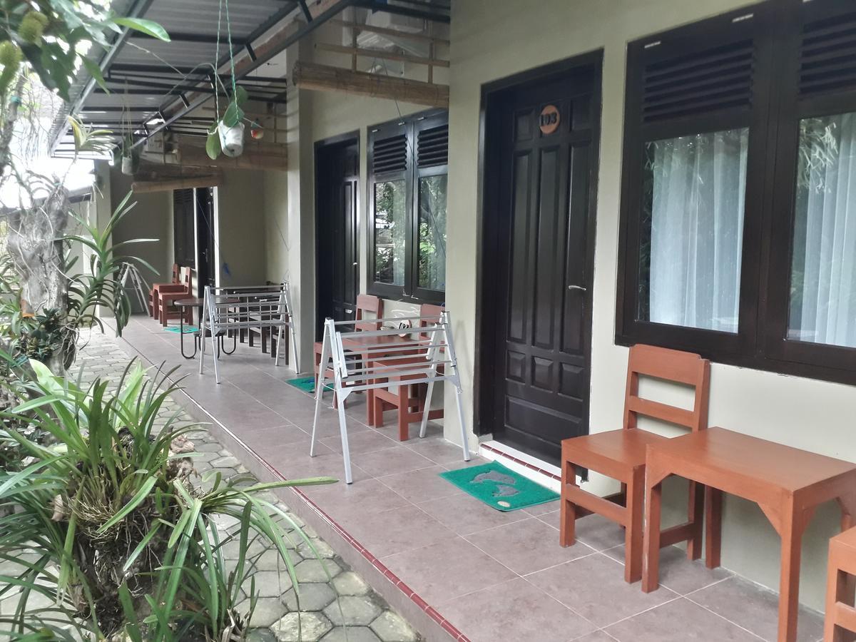 Banyu Homestay Banyuwangi  Luaran gambar