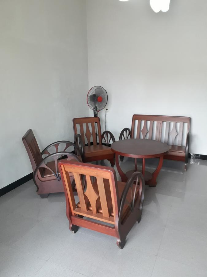 Banyu Homestay Banyuwangi  Luaran gambar