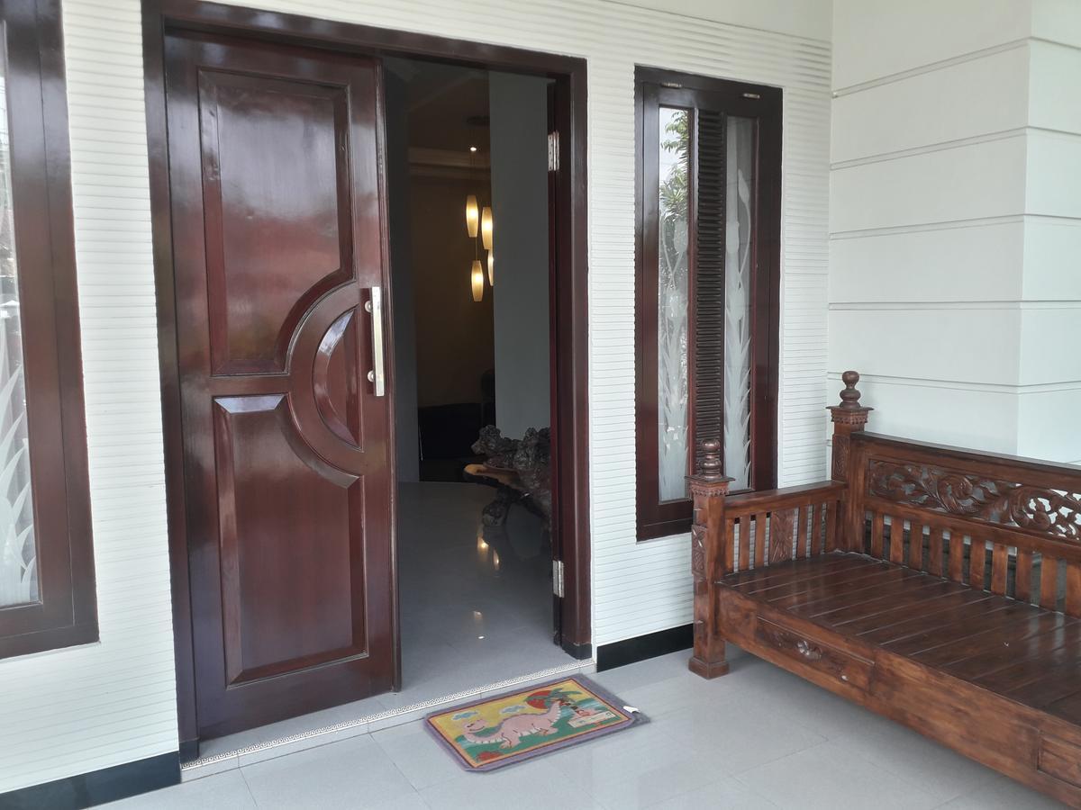 Banyu Homestay Banyuwangi  Luaran gambar