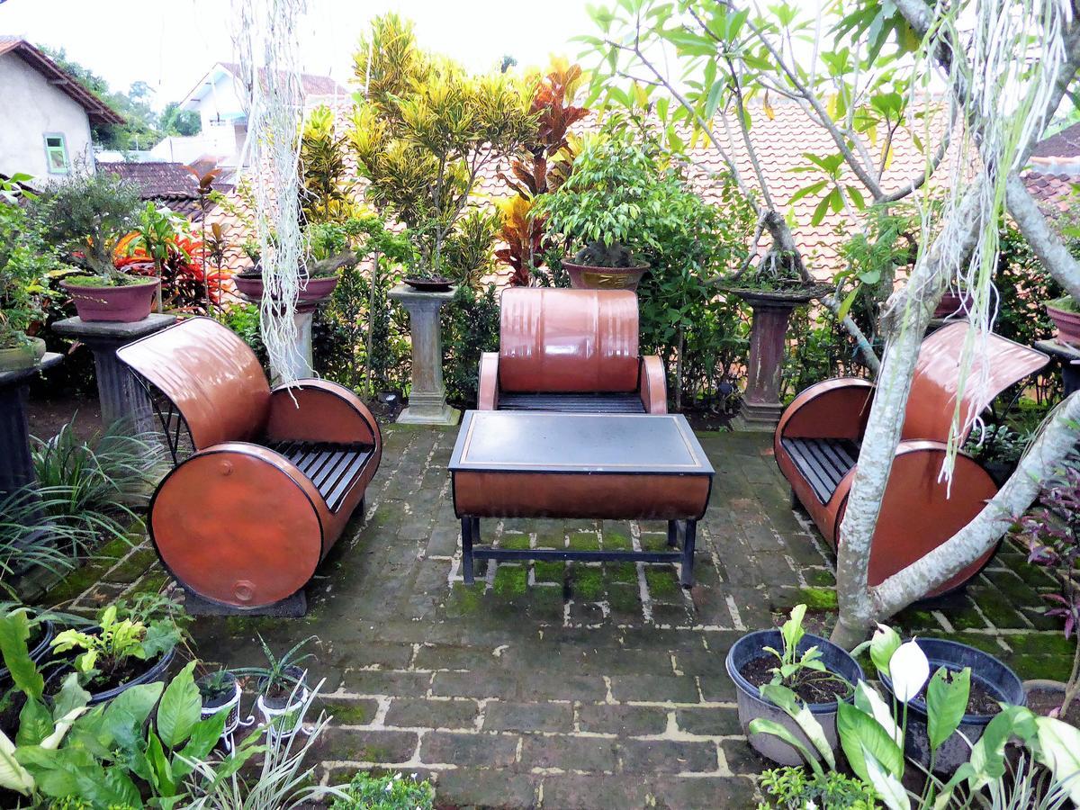 Banyu Homestay Banyuwangi  Luaran gambar