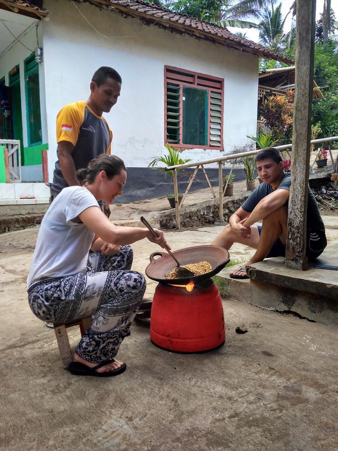 Banyu Homestay Banyuwangi  Luaran gambar