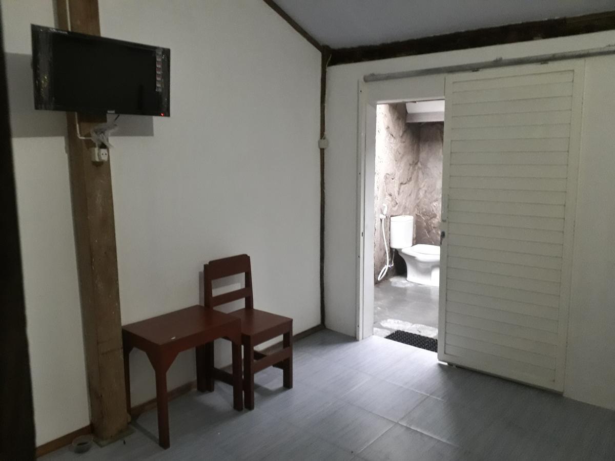 Banyu Homestay Banyuwangi  Luaran gambar