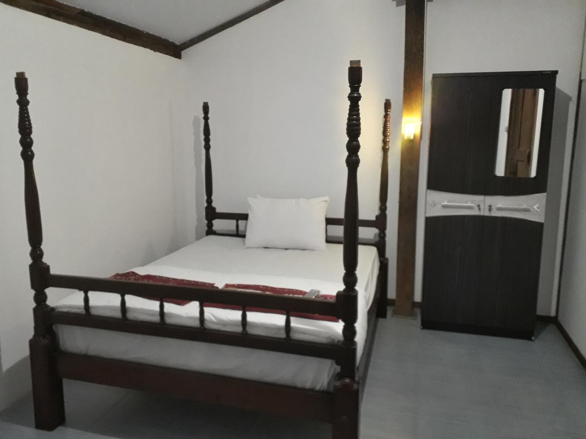 Banyu Homestay Banyuwangi  Luaran gambar