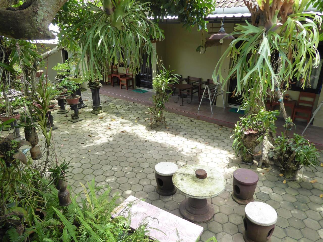Banyu Homestay Banyuwangi  Luaran gambar